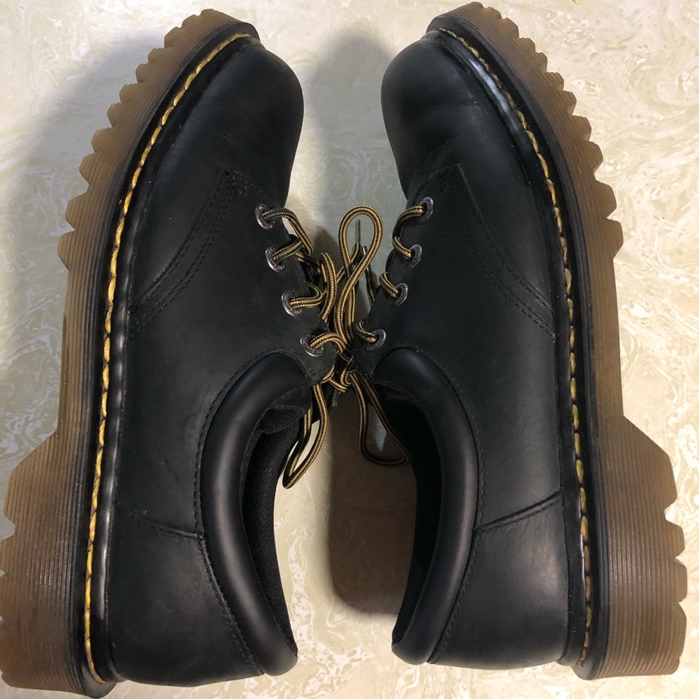 Gently used Dr Marten black lace up shoes